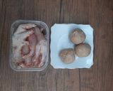 Foto langkah ke 1 dari resep Sayur sop bening ceker bakso.