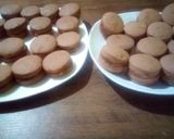 Foto del paso 8 de la receta: Alfajor de limón y naranja rellenó better crem y dulce le Miriam