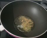 A picture of step 5 of Lasooni Palak Paneer.