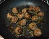 Foto langkah ke 3 dari resep 213. Swedish Meatball KW.