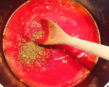 Foto del paso 1 de la receta: Cerdo con pimiento morrón y zanahorias en salsa de tomate