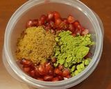 Foto del paso 1 de la receta: Granada con té macha, azúcar de caña y zumo de arándanos