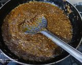 A picture of step 5 of Dabeli.