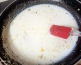 A picture of step 2 of White sauce.