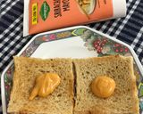 A picture of step 3 of Mayo-Schezwan-Potato Toasted Sandwich.