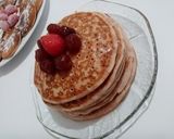 Pas rețetă Pancakes cu căpșuni 6 fotografie