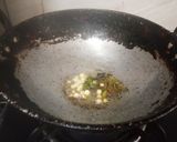 A picture of step 1 of Weightloss poha.