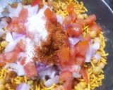 A picture of step 3 of Namkeen mixture bhel.