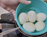 Foto langkah ke 8 dari resep Semur Ayam Telur & Kentang.
