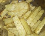A picture of step 2 of Spicy fried yam.