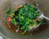 Foto langkah ke 2 dari resep Tumis bayam Teri.