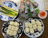 A picture of step 4 of Spring Rolls with Strawberry.