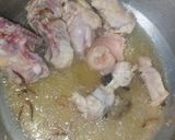 A picture of step 1 of Chicken Aloo Shorba.