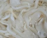 Foto langkah ke 1 dari resep Tumis Jamur Pedas.