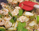 Foto del paso 4 de la receta: Gambas al jengibre y verduras al wok