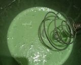 Foto langkah ke 3 dari resep Kue cucur pandan.