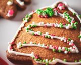 A picture of step 4 of Festive Gingerbread Biscuits ☃️🎄🎅🏼.
