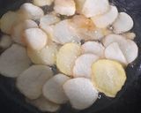 A picture of step 6 of Instant Potato Chips.