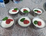 Foto del paso 2 de la receta: Crema de yogur con chocolate blanco