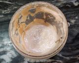 A picture of step 2 of Muskmelon milk shake.