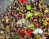 Foto langkah ke 7 dari resep Tumis kacang panjang.