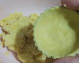 Foto langkah ke 1 dari resep Hongkong Style Egg Tart.