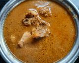 झणझणीत चिकन तांबडा रस्सा (chicken tambda rassa recipe in marathi) रेसिपी स्टेप 10 फोटो 