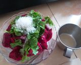 A picture of step 2 of Dragon fruit juice.