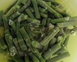 Foto del paso 4 de la receta: Judías verdes salteadas con gambas