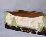 Foto langkah ke 8 dari resep Brownie Matcha Vanilla Basque Cheesecake❤️.