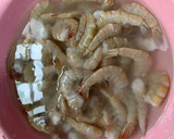 Foto del paso 3 de la receta: Camarones en salsa roja y mantequilla