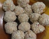 Foto langkah ke 5 dari resep Bitterballen (kroket Belanda).