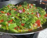 Foto del paso 3 de la receta: Paella de Verduras #veggie con alioli de Tomate