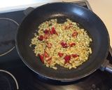 Foto del paso 1 de la receta Calamares con garbanzos a la marinera