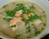 Hình bước làm 3 của món Cháo tôm nấm