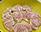 Hình bước làm 1 của món Gà sốt chanh dây