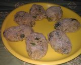 A picture of step 3 of Veg kabab with chilli garlic and honey sauce.