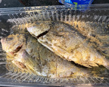 Foto del paso 2 de la receta: Pescado dorado frito