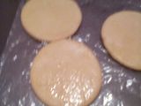 بريوات باللوز