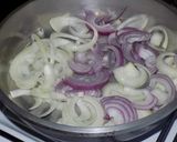 Foto del paso 2 de la receta: Filet de merluza a la plancha con pesto de espinacas y cebollas