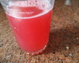 A picture of step 4 of Pomogranate juice.