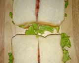 รูปขั้นตอนการทำที่ 4 ของ แซนวิชโบโลน่าสลัด (Bologna and Salad Sandwich)