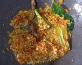 Foto langkah ke 3 dari resep Buntil daun singkong isi ikan asap.