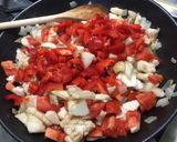 Une image de l'étape 10 de Aubergine violette italienne farcie thon tomates poivron.