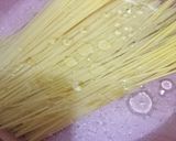 Gambar langkah 1 resipi Spaghetti Sardin Tin Bersambal.