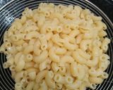Foto langkah ke 1 dari resep Mac n Cheese.