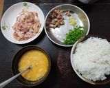 A picture of step 2 of Chinese Salty Fish Chicken Fried Rice 咸魚雞粒炒飯.