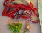 Foto del paso 3 de la receta: Nada se tira todo se recicla: pencas de acelga en escabeche