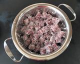 Foto langkah ke 4 dari resep Ongol-ongol Ubi Jalar Ungu.