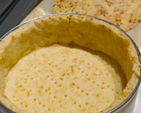 Foto langkah ke 5 dari resep Buttermilk Cheddar Premium Quiche.